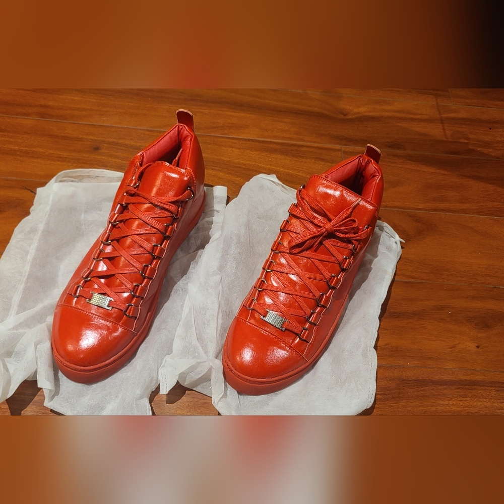 Balenciaga arena high red
